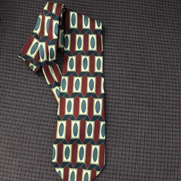 Men’s Roundtree & Yorke Tie 100% Silk Tie - Picture 5 of 8